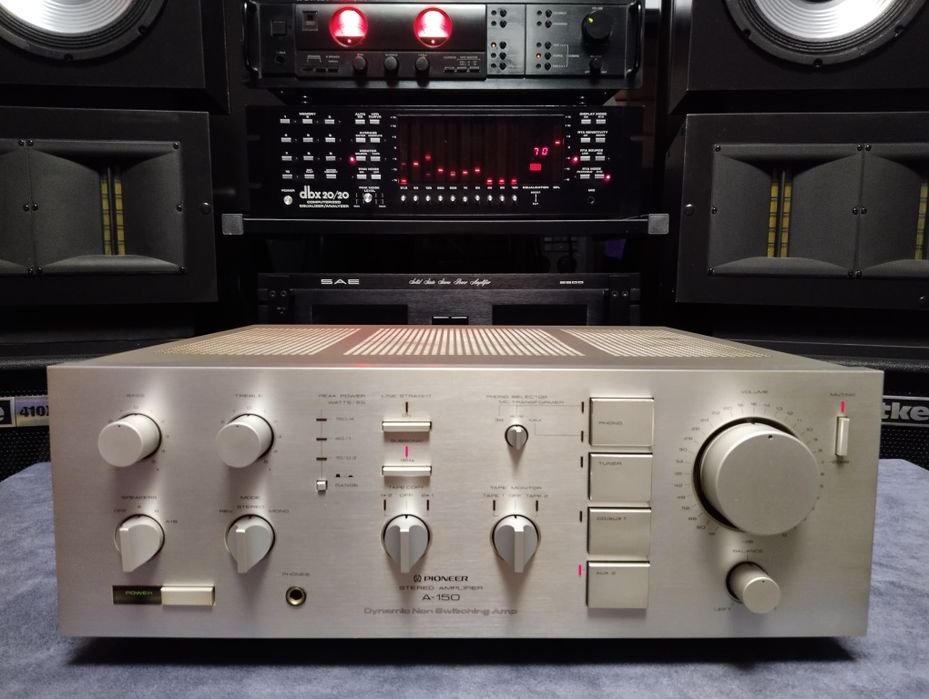 Pioneer A-150 stereo