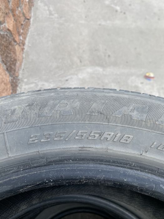Продам шины 235 на 55 R18