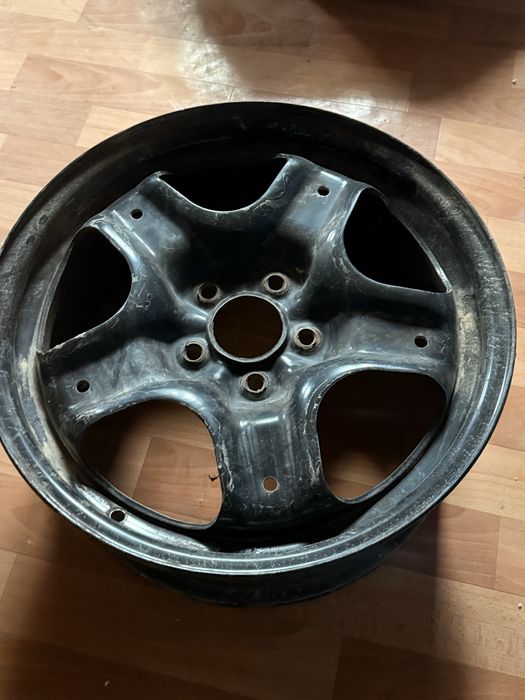 Продается штамповый диск, R 17