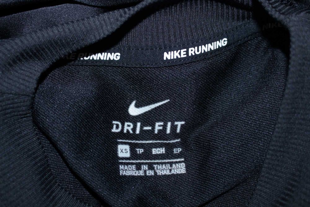 Nike оригинална дамска блуза за бягане кроп модел отвори на лактите овърсайз XS