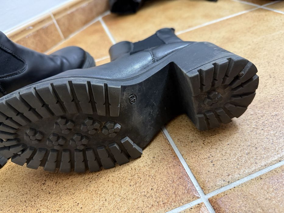 Ghete negre     S.     S