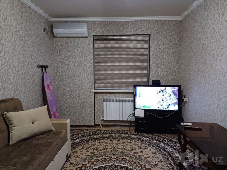 Сергели 5А гиштли домда 1 каватда. 7 каватли дом.