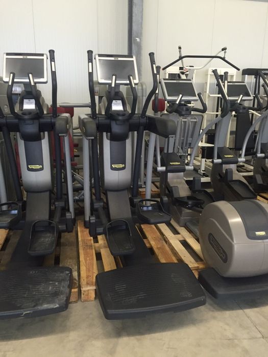 Aparate fitness profesionale technogym