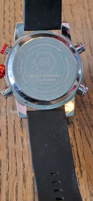 Gear'd Hardware, часовник.