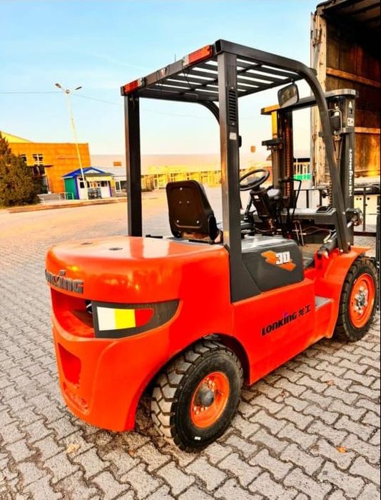 Продается вилочный погрузчик