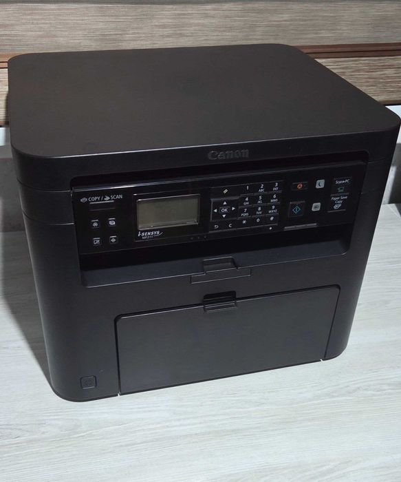 Canon MF211  3 в 1