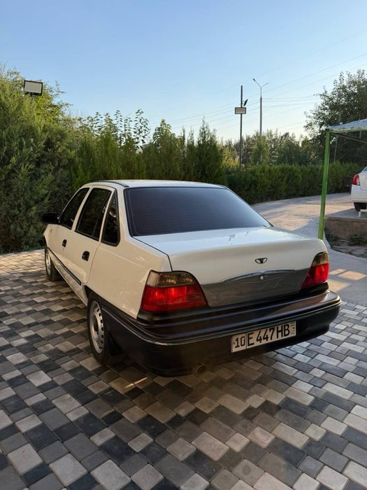 Nexia 1 2003 yil 300.000 km kraska suvegi butun holati zor