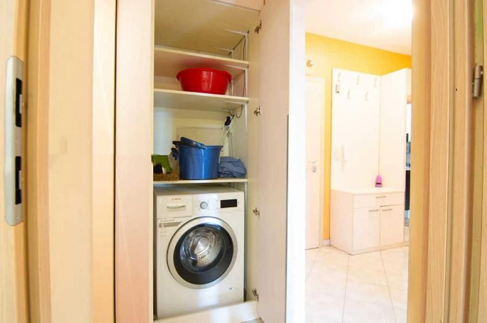 Дава се под наем Двустаен апартамент в София, Стрелбище - 70 кв.м за 700 € - Снимка #8