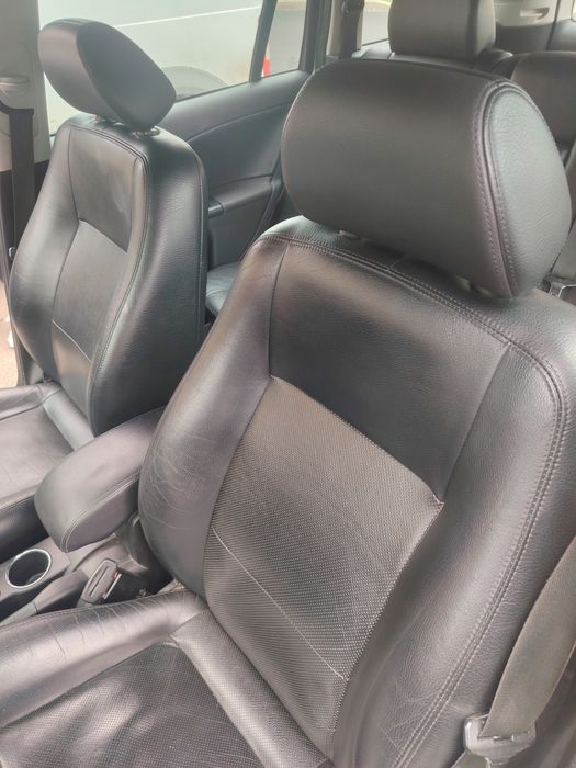 Vând sau schimb Ford Mondeo 2003 Diesel 131 cai