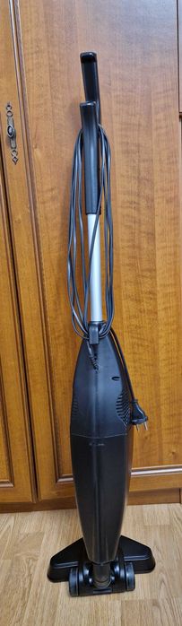 Aspirator vertical Zilan, cu fir