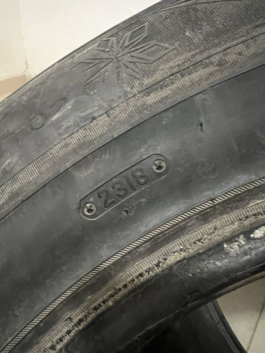 Зимние шины 4шт 285/60/18