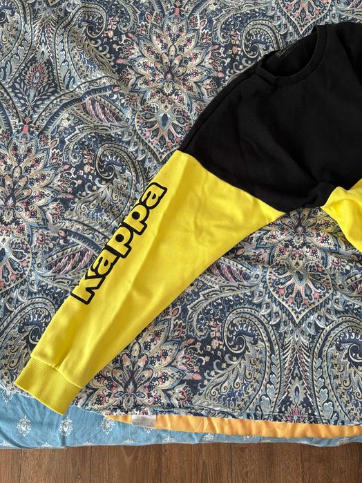 Продаю свитшот Kappa