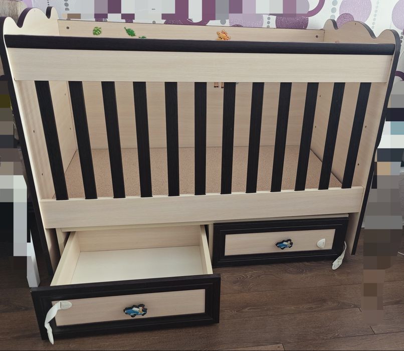 Бебешка кошара с чекмеджета