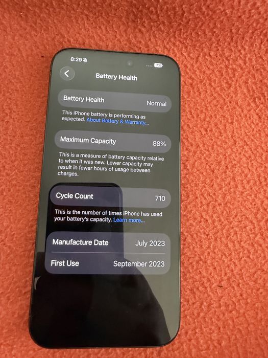 Продавач Iphone 15 pro max 256 gb.