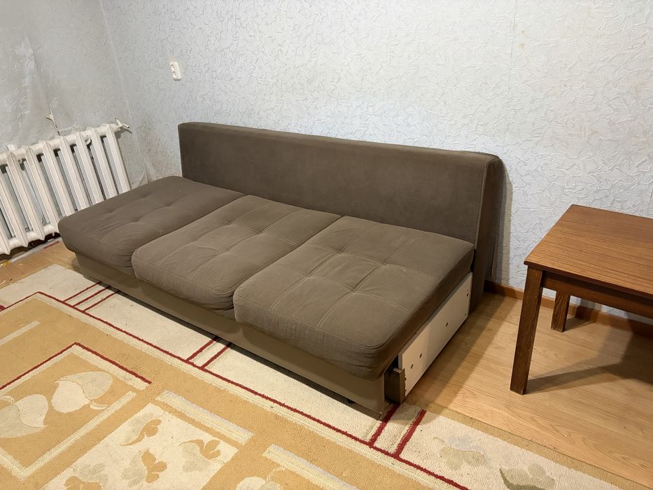 Продам тахту, кресло и диван