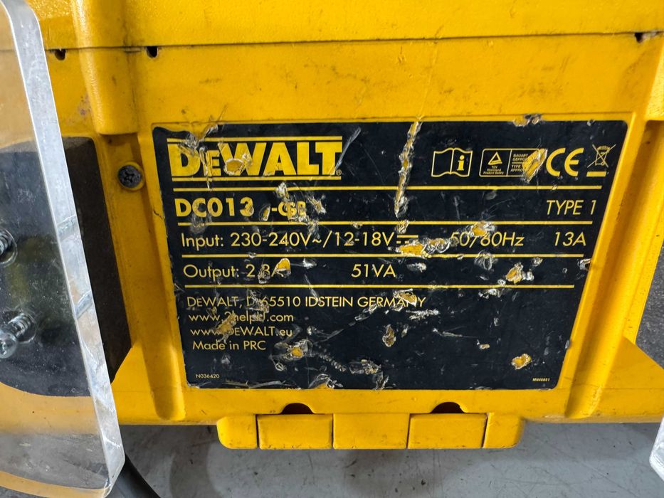 Радио - Dewalt DC013