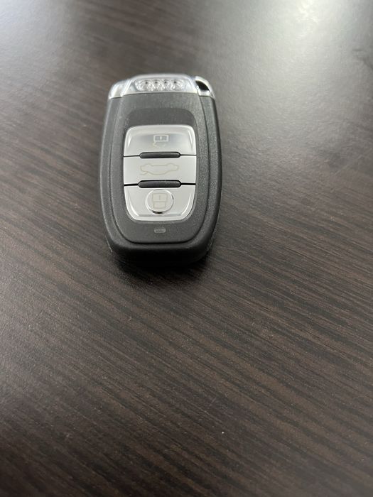 Vand cheie audi.