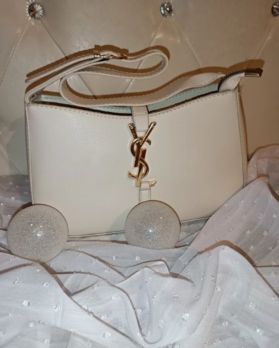 Продам сумочки по хорошим ценам i