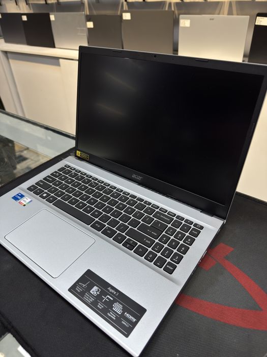 Acer Aspire 3 i5-1235U/8/256/15.6 FHD IPS