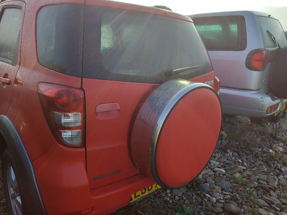 Dezmembrez Daihatsu Terios J2 an fabr 2005-2010