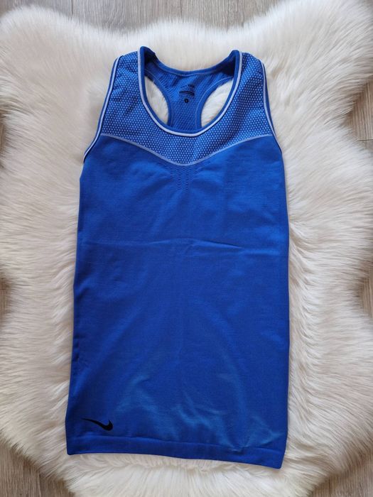 Спортен потник-Nike PRO