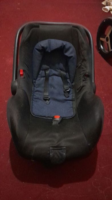 Автокресло енгиси