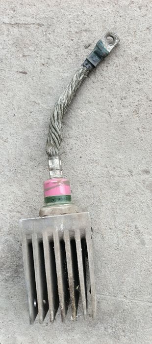 Диод силовой, тиристор В 200