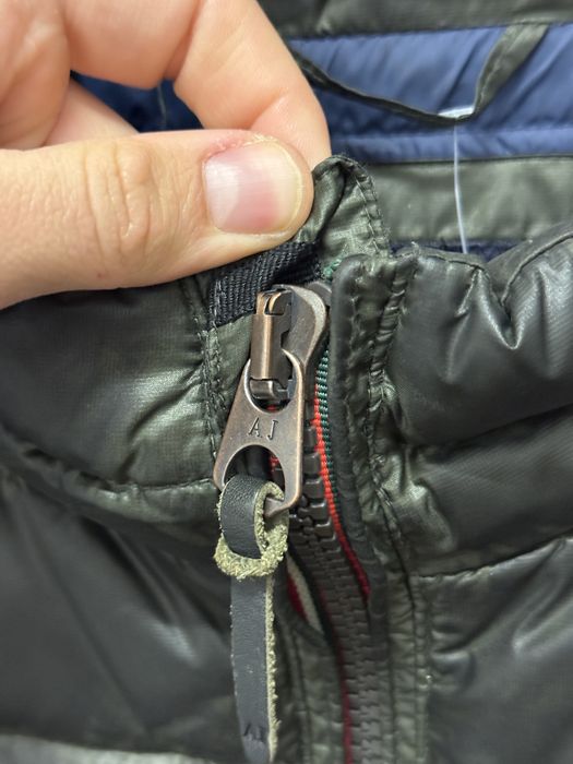 Geaca 100% originala Armani Jeans