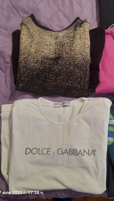 Тениски и Къси  дънки момиче