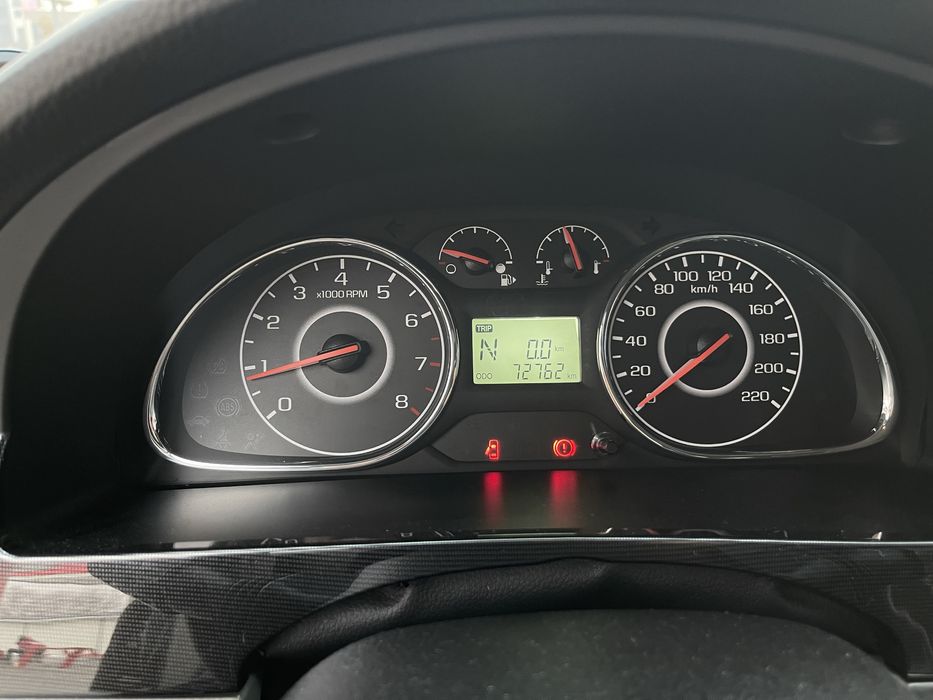 Gentra 3. 2022 yil sotiladi. Qora. Propan.