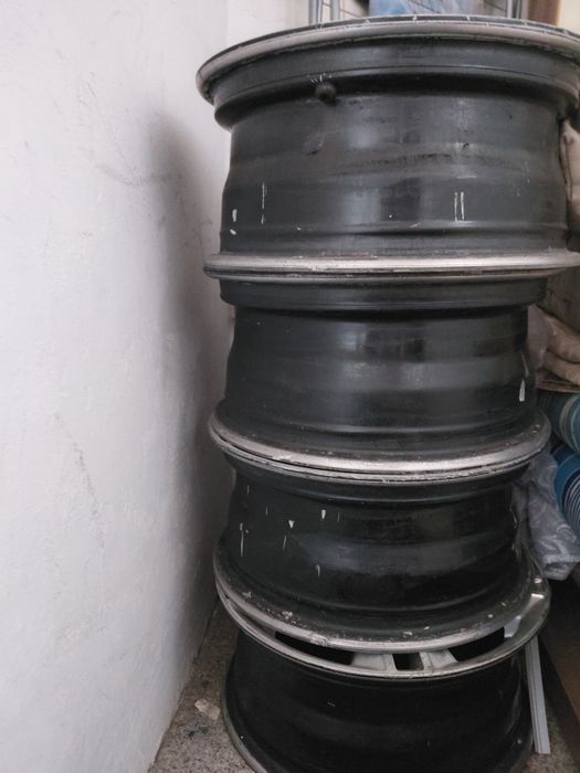 Диски                      .