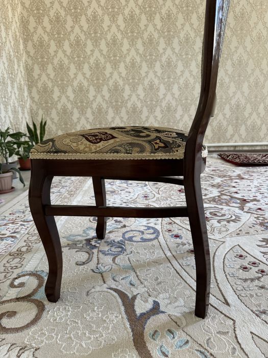 Стулья гостиная