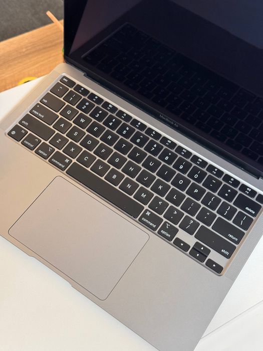 MacBook Air 13 2020 M1 89%| т45225