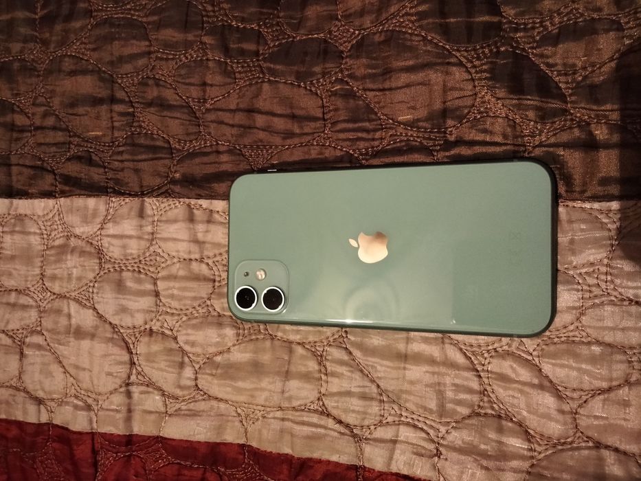 обменяю айфон 11