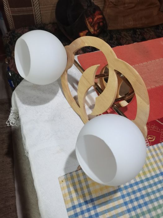 Candelabru doua globuri