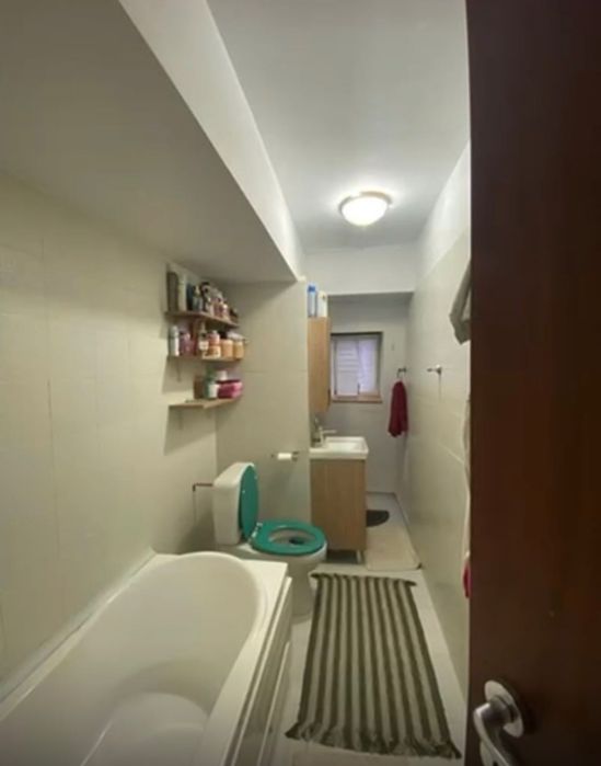 Vând apartament bragadiru