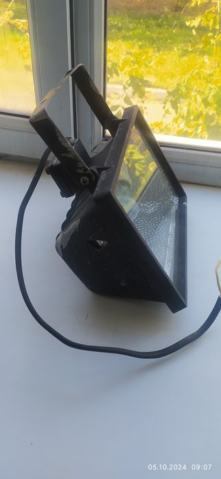 Продам фонари освещения.