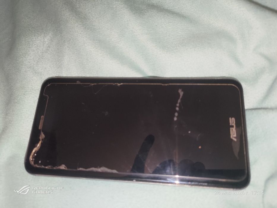 Продам Asus zenfone 3 max