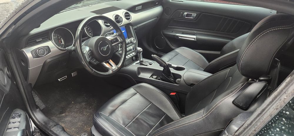 2022. .Ford Mustang Cabrio Ecoboost.2,3 /2022