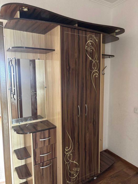 Прихожая для одежды и обуви