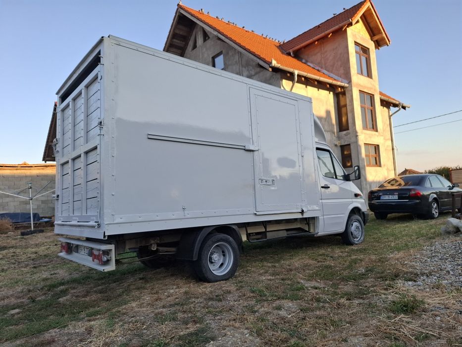 Vând Mercedes sprinter 413 impecabil