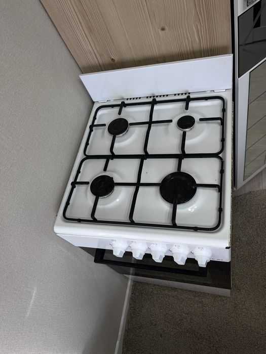 Продам газплиту Artel