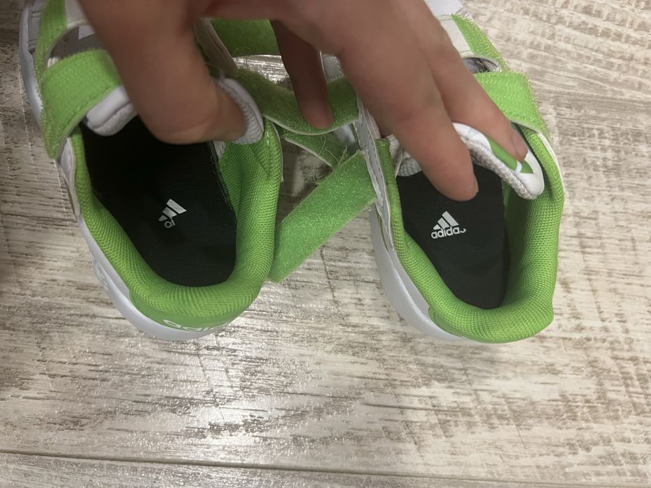 Детски Сандали  primigi/Детски маратонки Adidas tinkerbell номер 25
