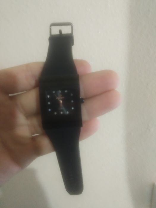 Turkiya qo'l soati sotiladi