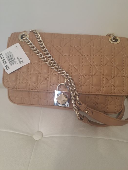 Нова чанта на STEVE MADDEN