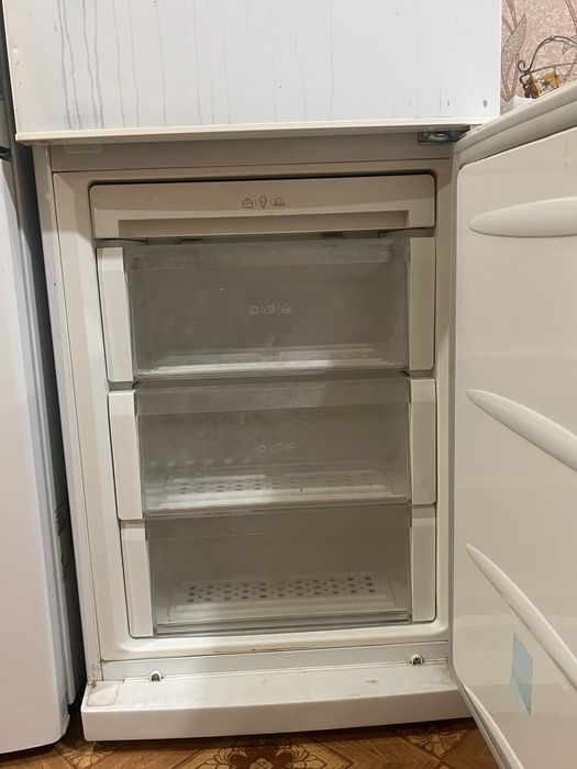 Продам холодильник б/у
