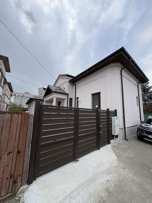 SPATIU DE BIROURI - ULTRACENTRAL  - Casă de închiriat – zonă ultracentrală | Prima închiriere | Ideală pentru activități comerciale