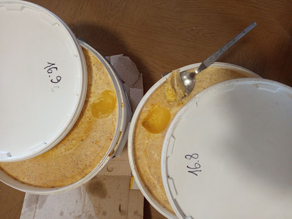 Продам мед, пыльцу, ващину.