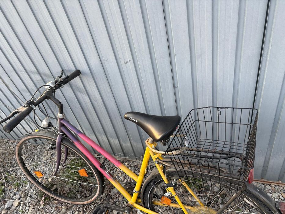 Vând biciclete cu coș