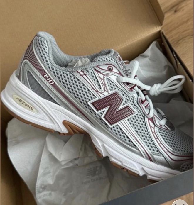 New Balance 740 кроссовки